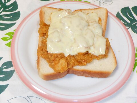 おからとお揚げで超腸ヘルシー♪カレーパン風トースト